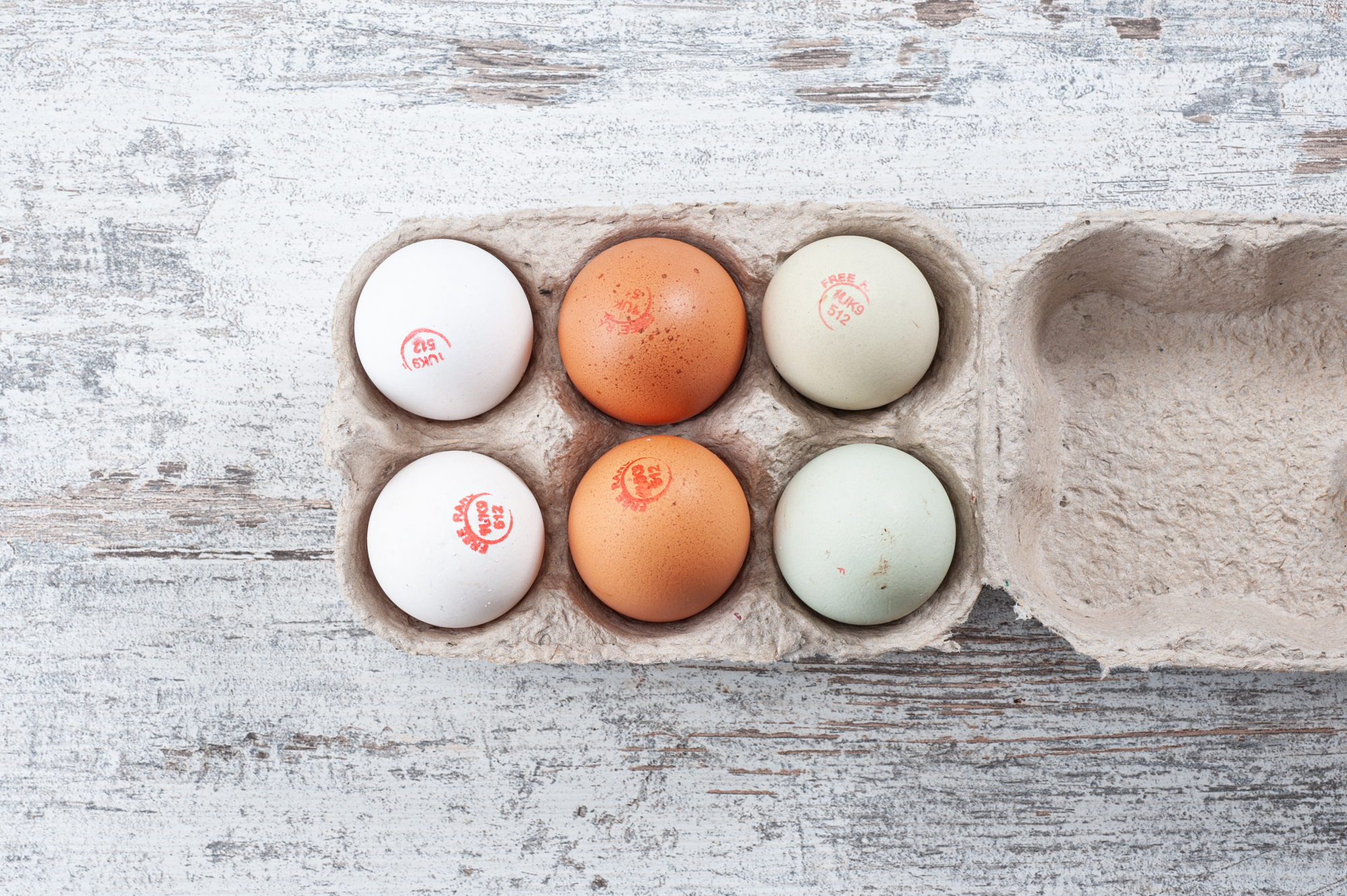 mixed colour hen eggs